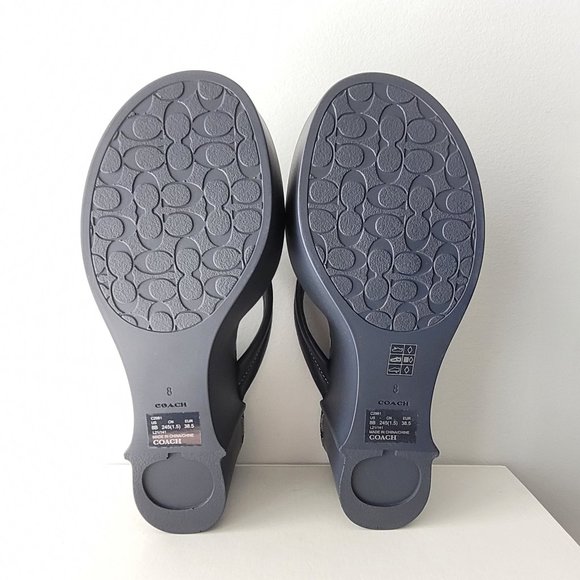 $128 *NEW* (9) Navy COACH Wedge Flip Flops - Picture 9 of 11